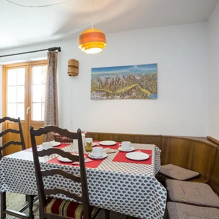 Chalet Grimaud בקתה *