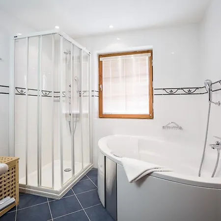 Chalet Grimaud בקתה